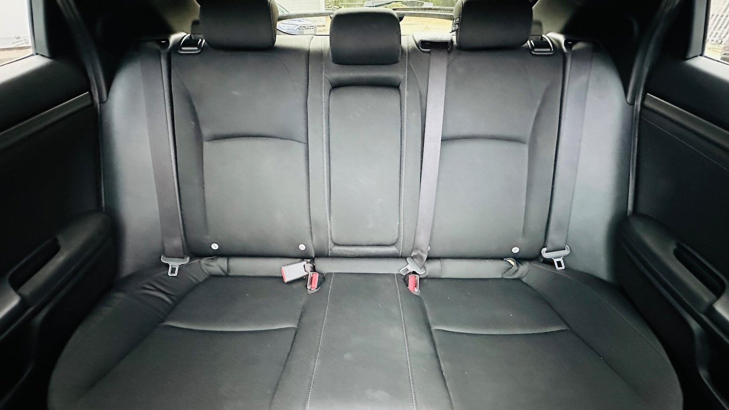 Used Honda Civic 2017 for sale - 76327230: Photo 56