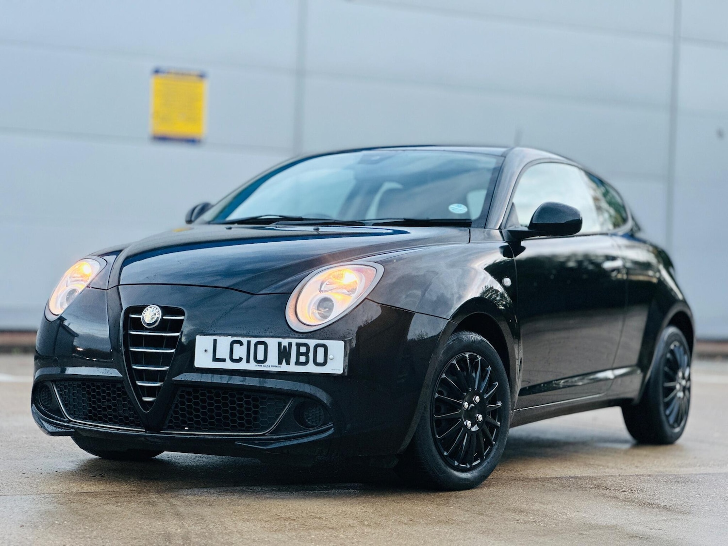 Used Alfa Romeo MiTo 2010 for sale - 76326101: Photo 2