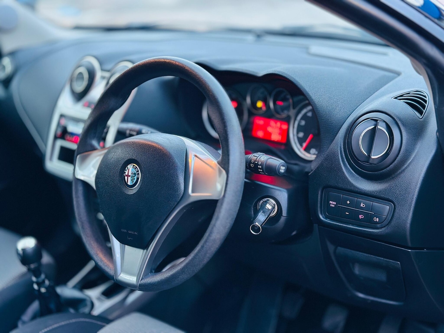Used Alfa Romeo MiTo 2010 for sale - 76326101: Photo 22