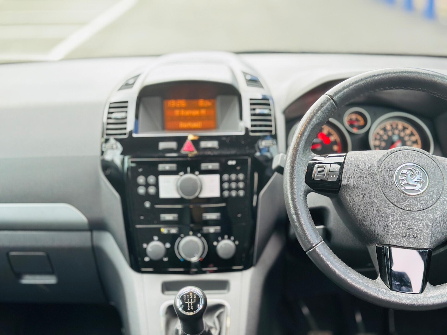 Used Vauxhall Zafira 2011 for sale - 78072798: Photo 13