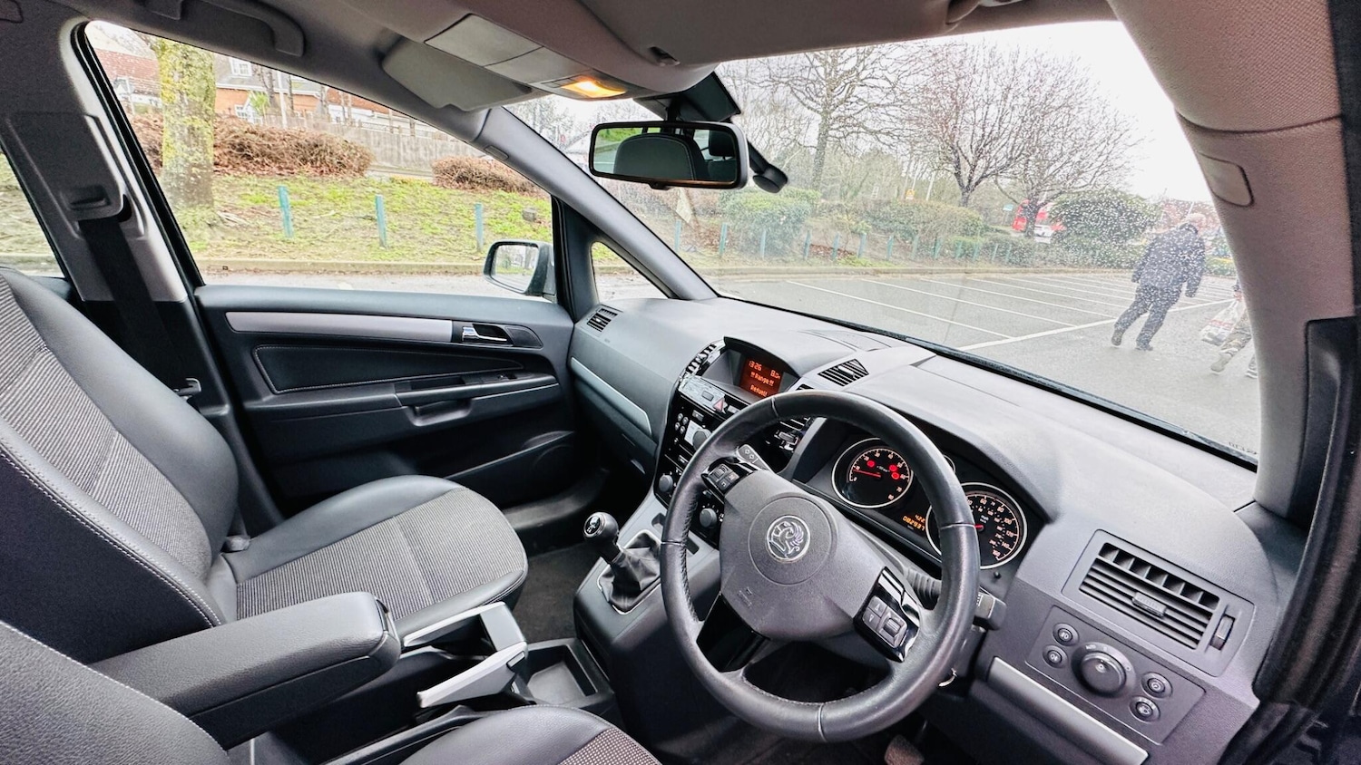 Used Vauxhall Zafira 2011 for sale - 78072798: Photo 24