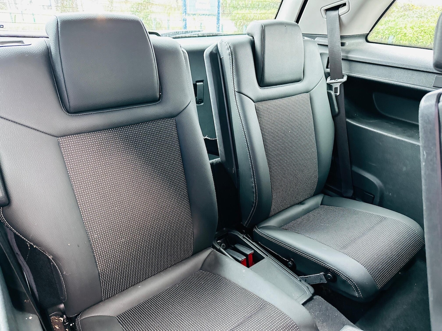 Used Vauxhall Zafira 2011 for sale - 78072798: Photo 36