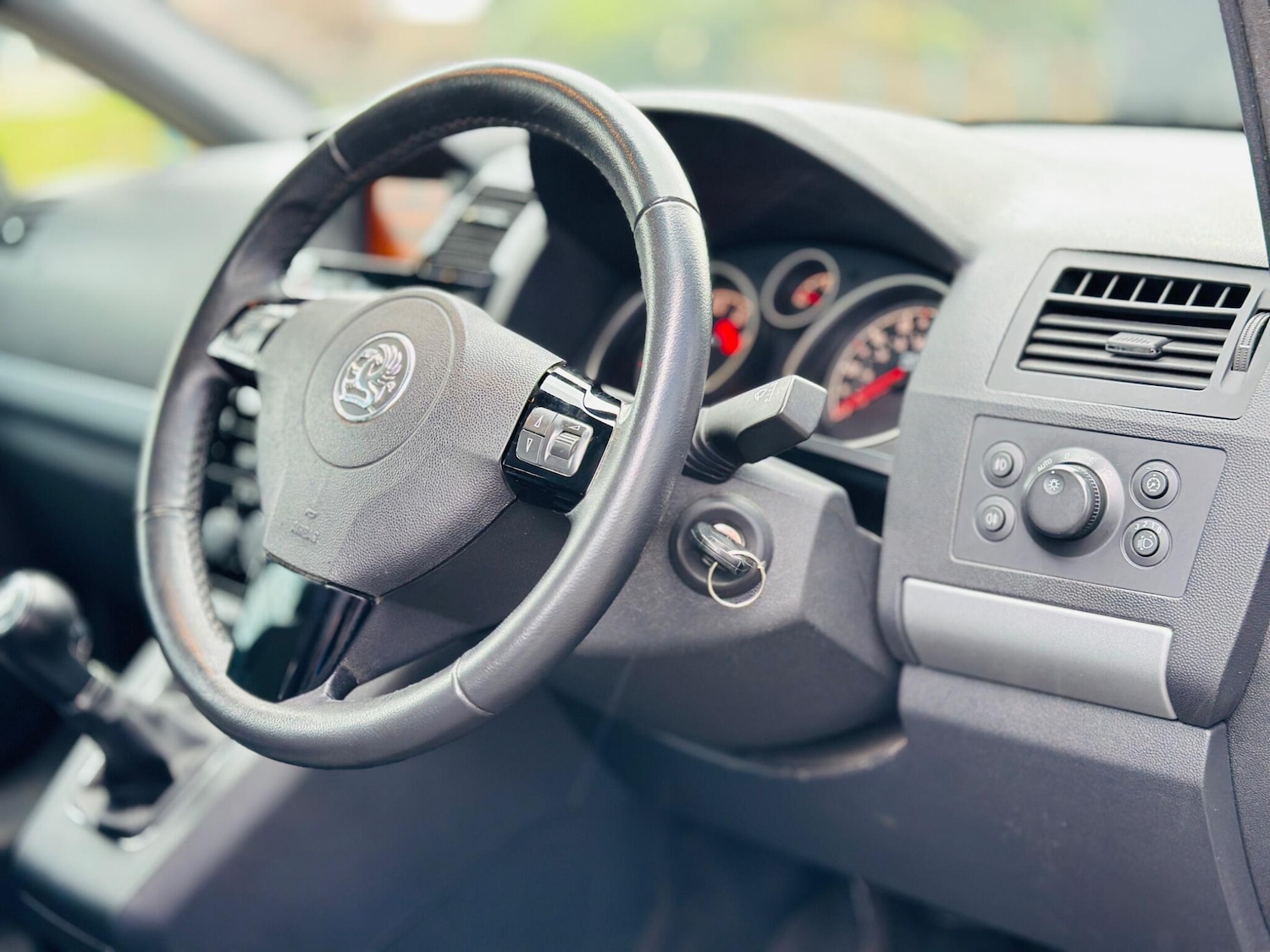 Used Vauxhall Zafira 2011 for sale - 78072798: Photo 52