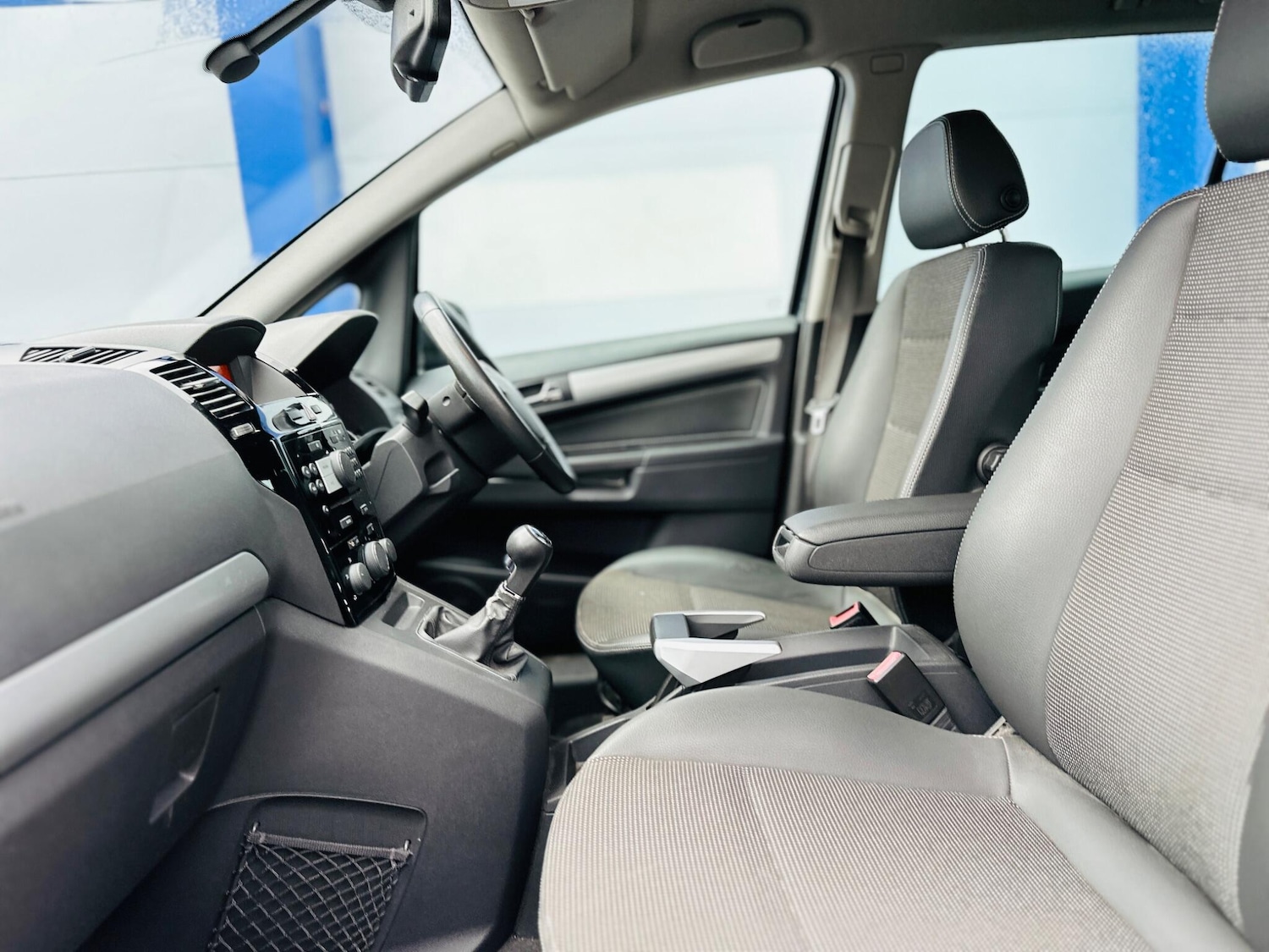 Used Vauxhall Zafira 2011 for sale - 78072798: Photo 55