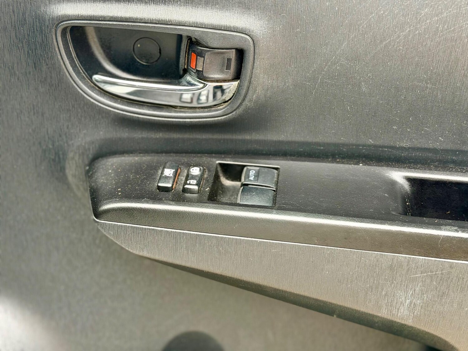 Used Toyota Yaris 2013 for sale - 77908637: Photo 16