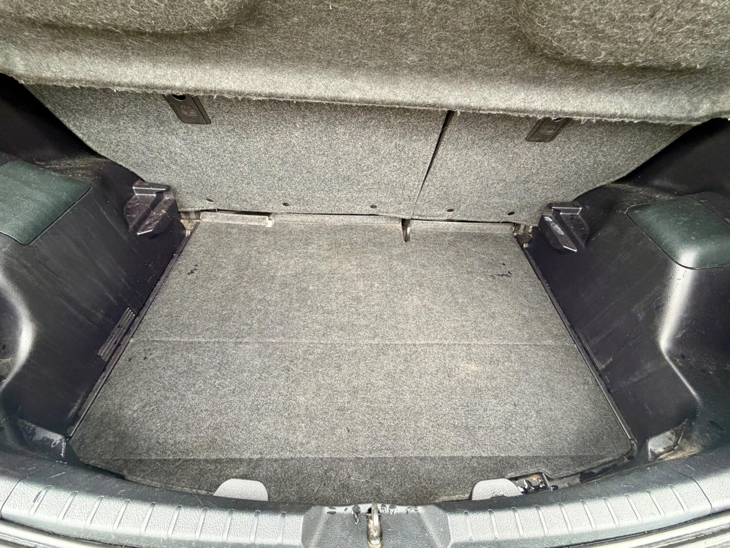 Used Toyota Yaris 2013 for sale - 77908637: Photo 41