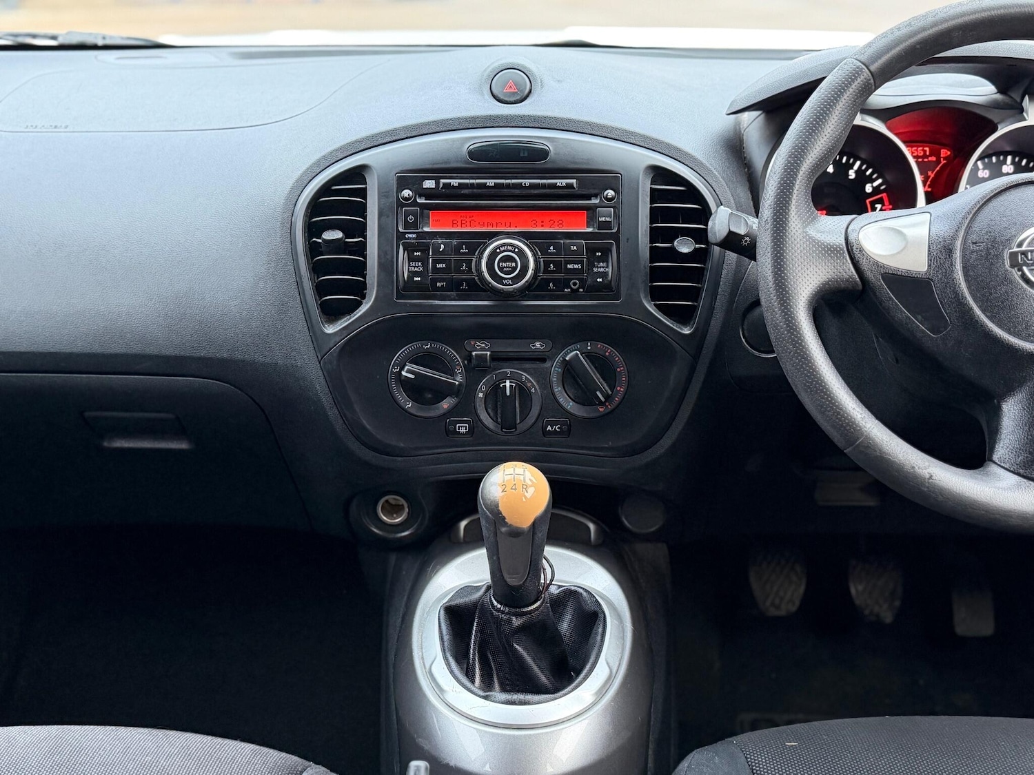 Used Nissan Juke 2012 for sale - 77203304: Photo 17