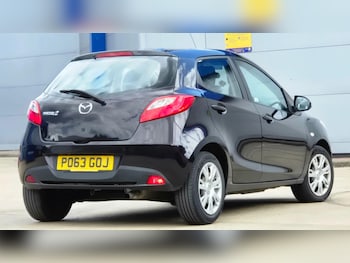 Used Mazda Mazda2 2013 for sale - 79048891: Photo