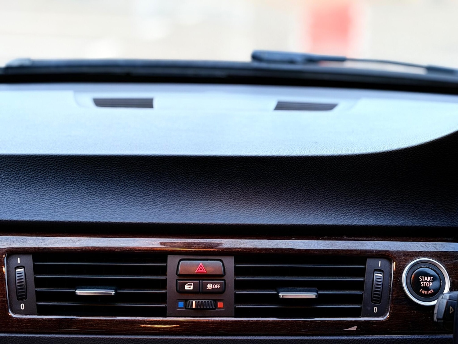 Used BMW 3 Series 2011 for sale - 77574892: Photo 17