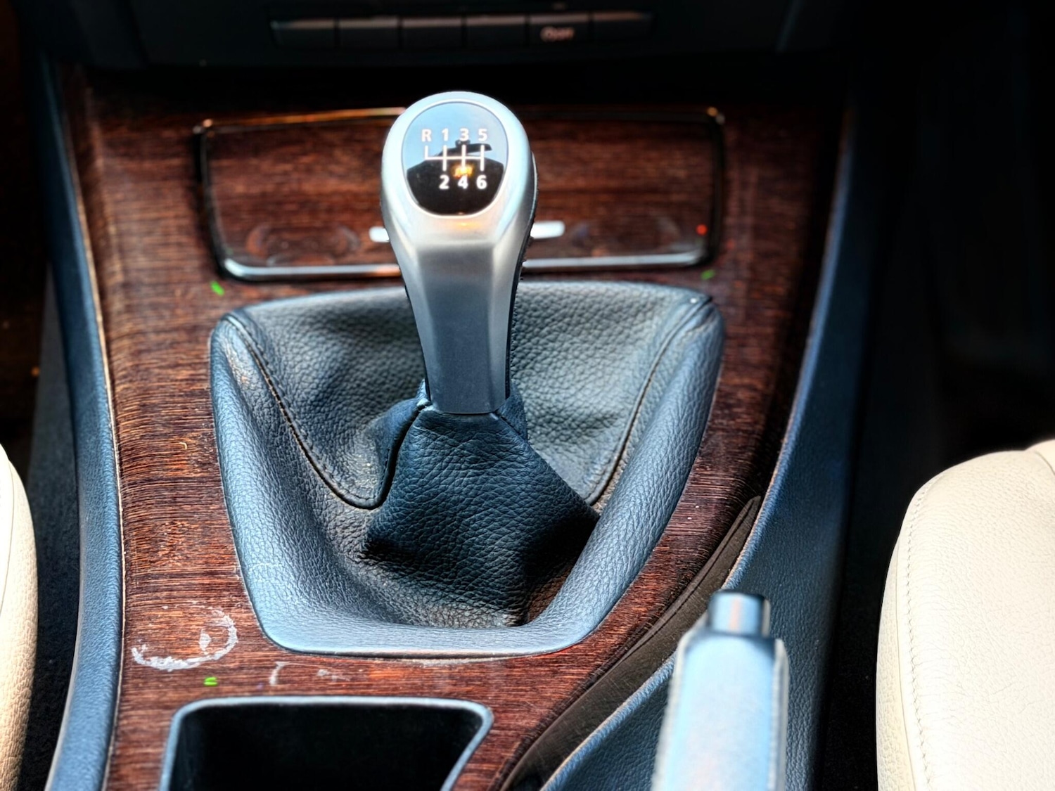 Used BMW 3 Series 2011 for sale - 77574892: Photo 19