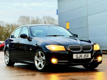 Used BMW 3 Series 2011 for sale - 77574892: Photo