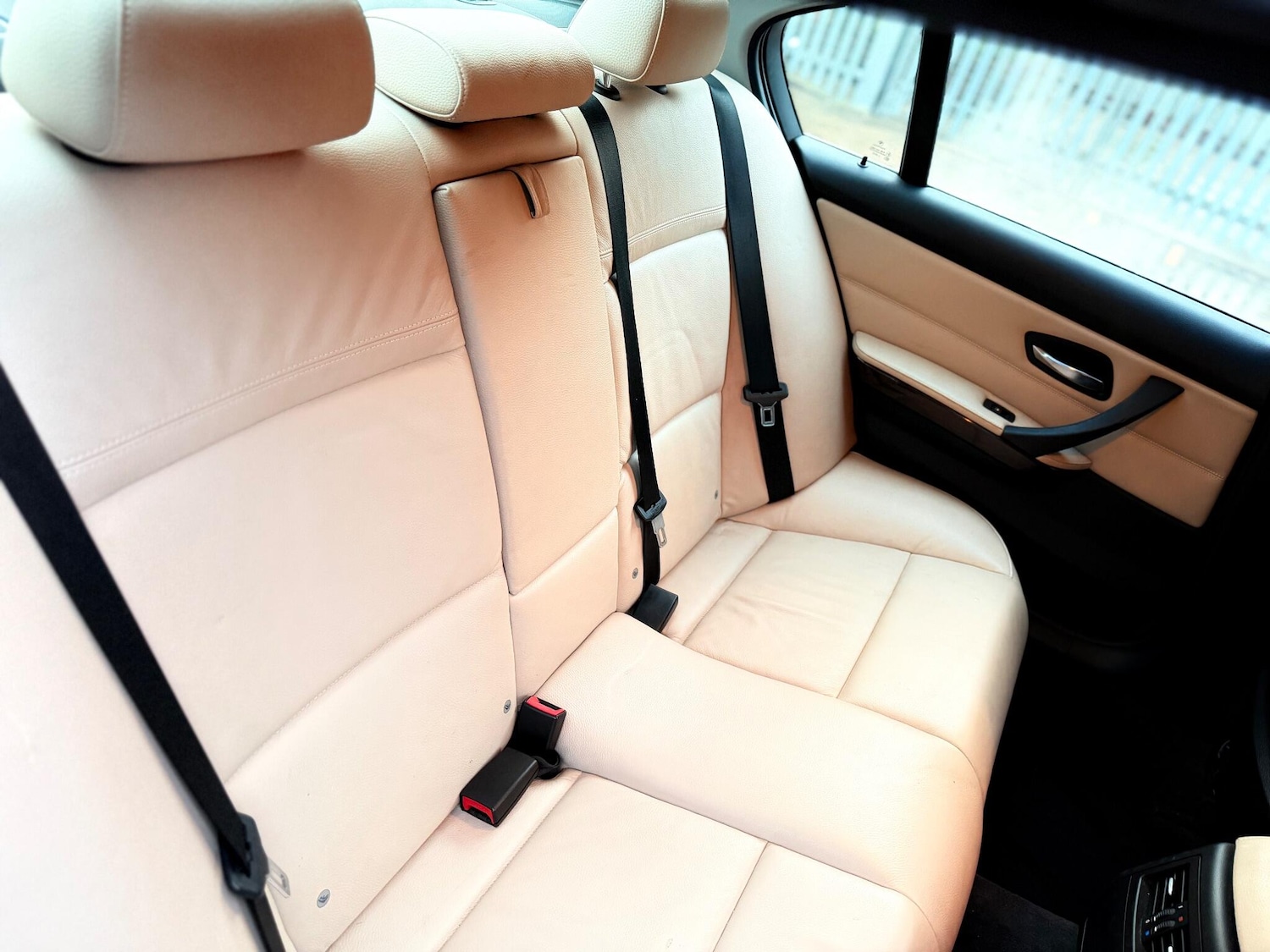 Used BMW 3 Series 2011 for sale - 77574892: Photo 30