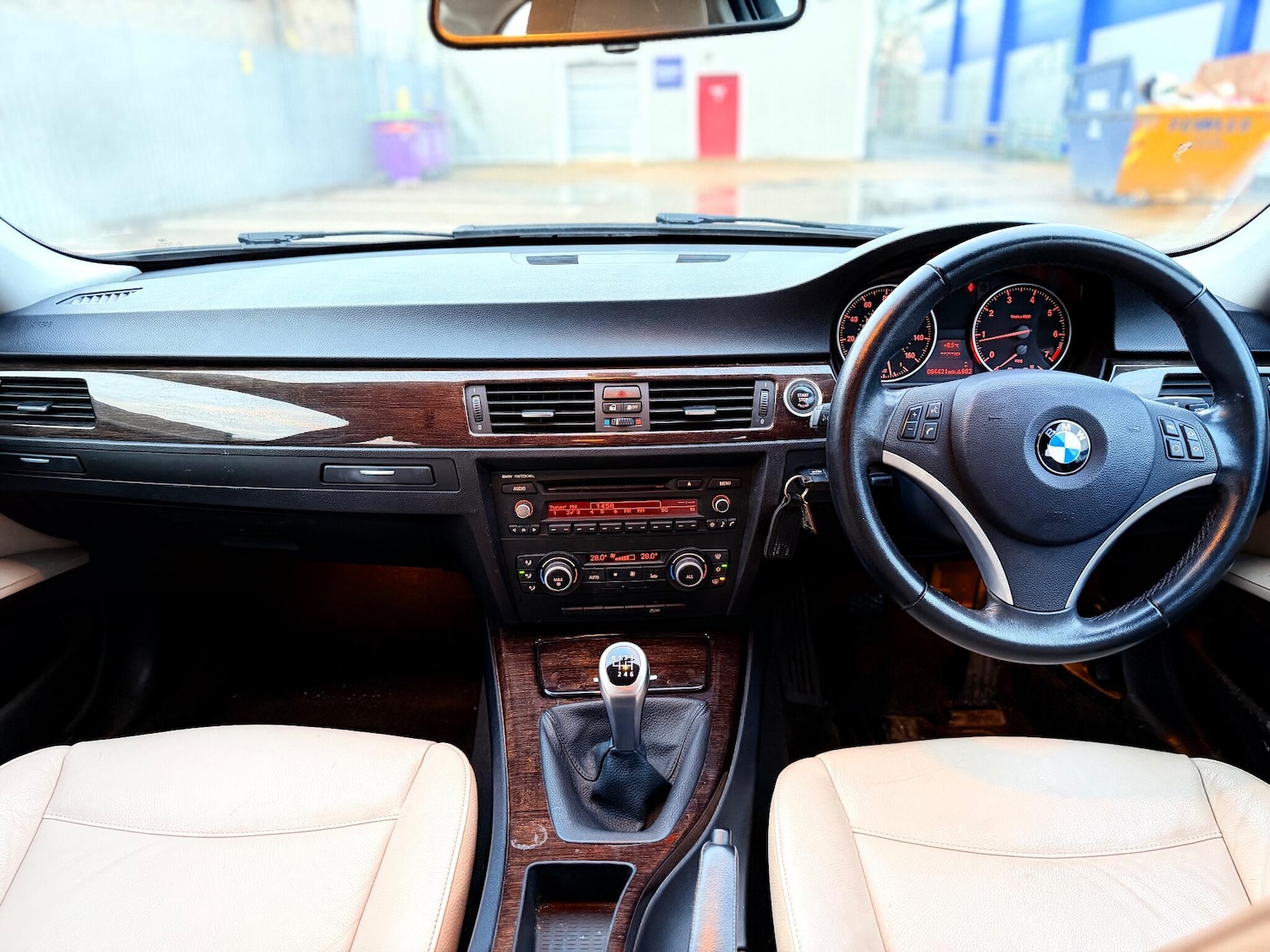 Used BMW 3 Series 2011 for sale - 77574892: Photo 50