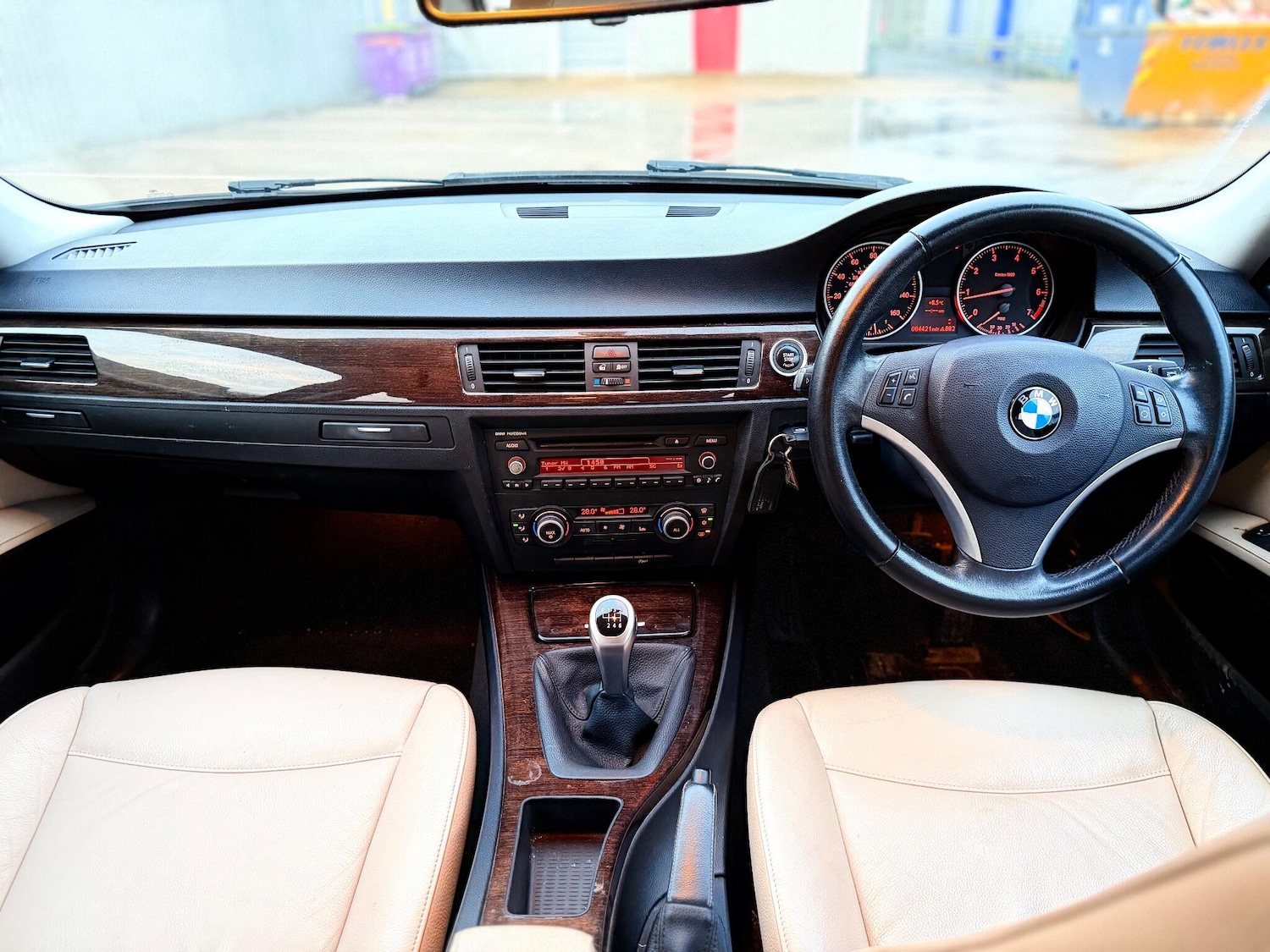 Used BMW 3 Series 2011 for sale - 77574892: Photo 56