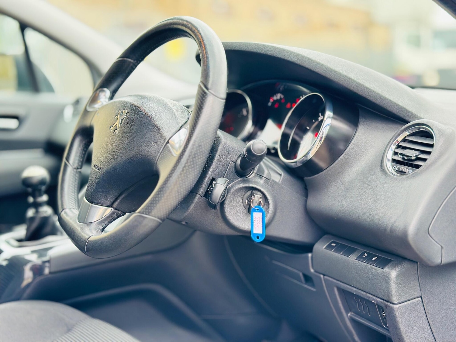 Used Peugeot 5008 2014 for sale - 77684137: Photo 22