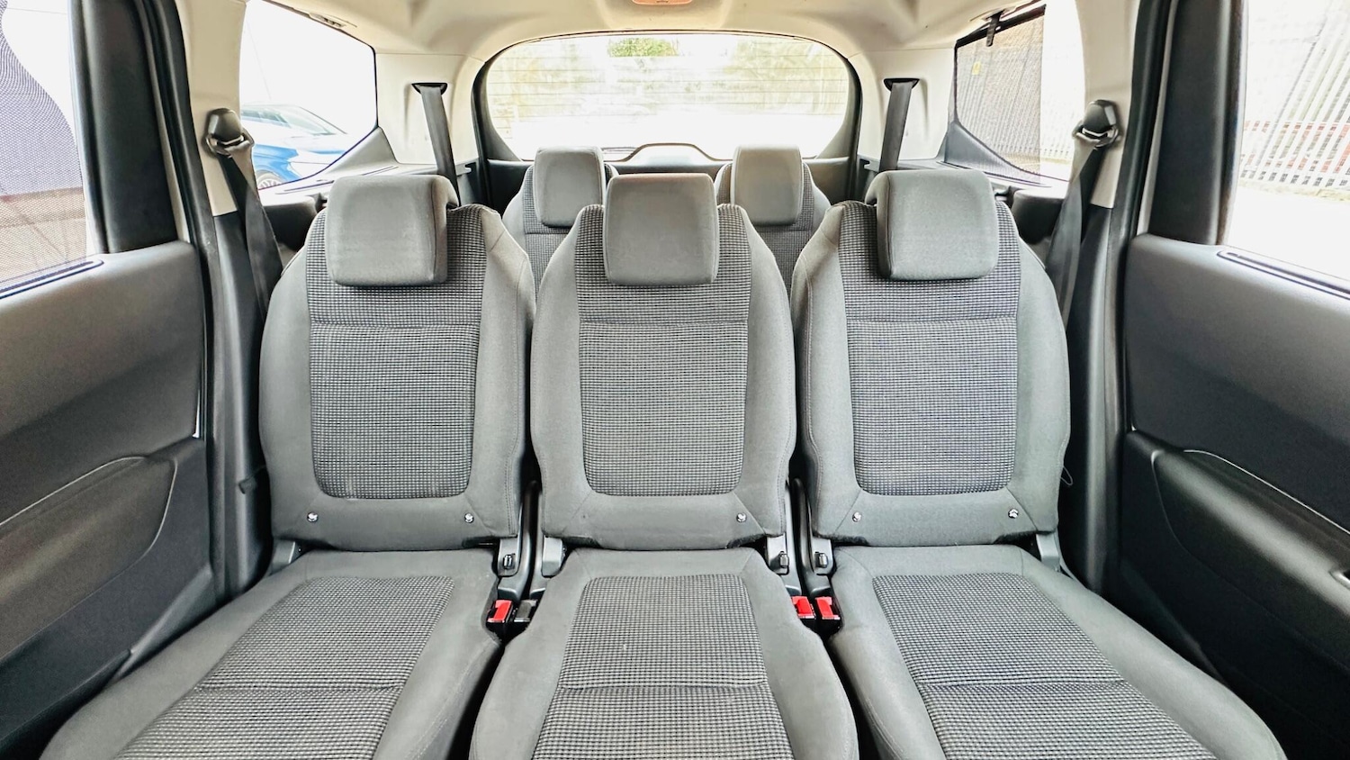 Used Peugeot 5008 2014 for sale - 77684137: Photo 35