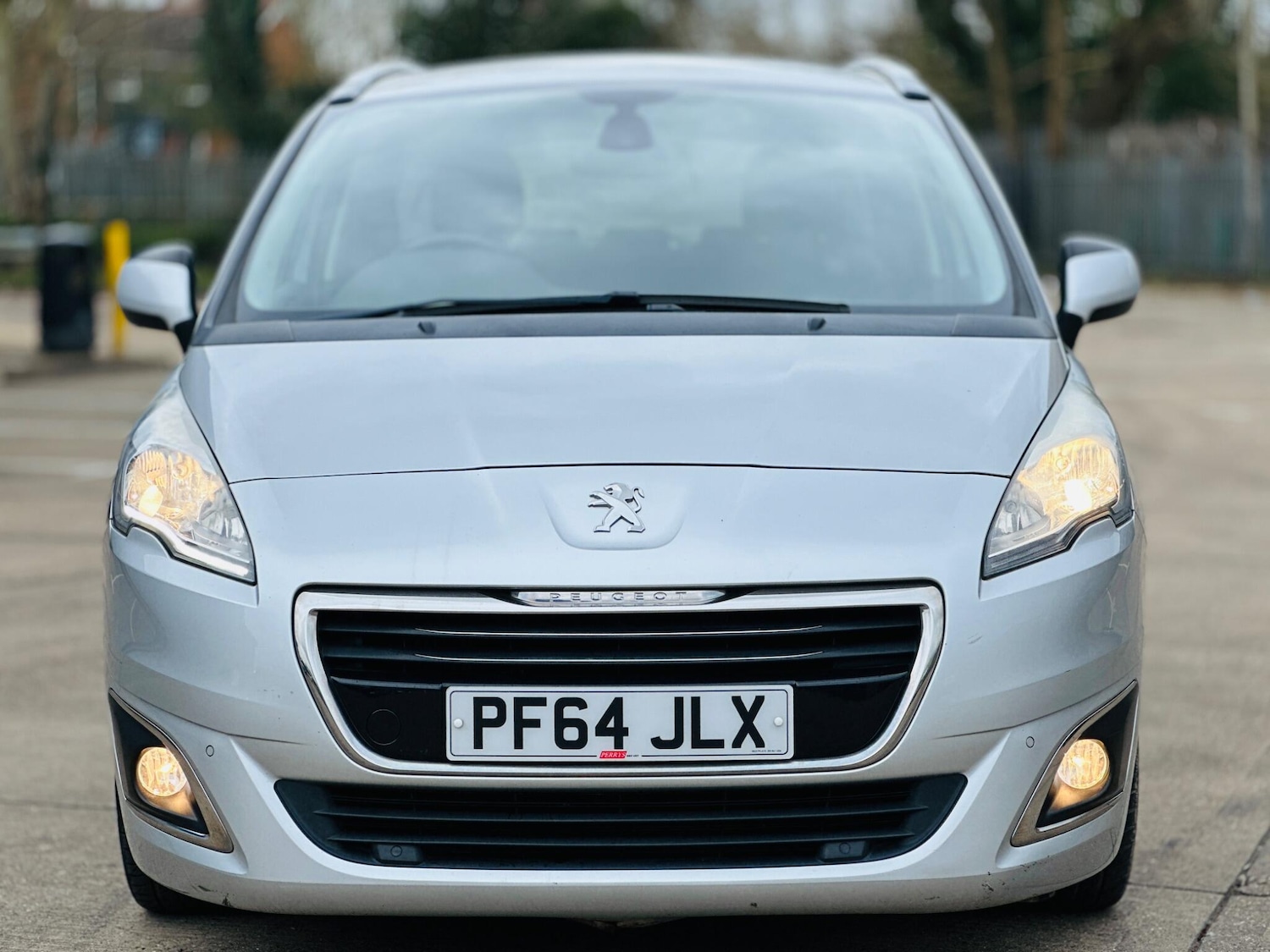 Used Peugeot 5008 2014 for sale - 77684137: Photo 45