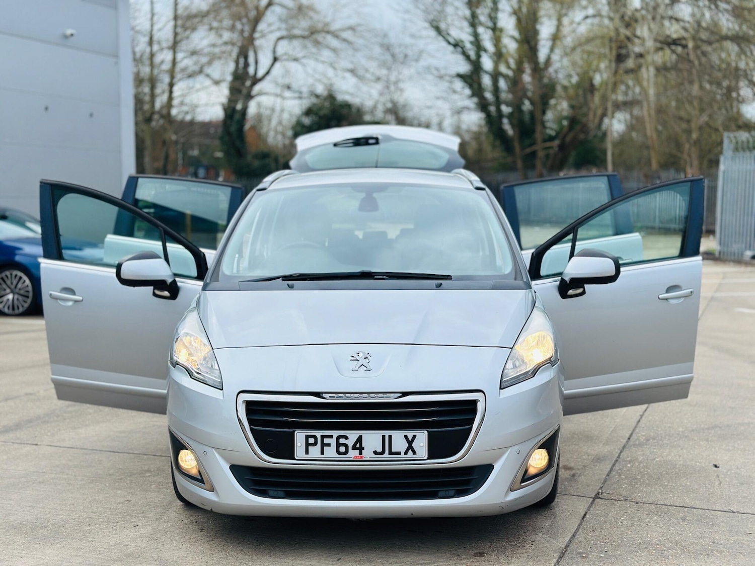 Used Peugeot 5008 2014 for sale - 77684137: Photo 49