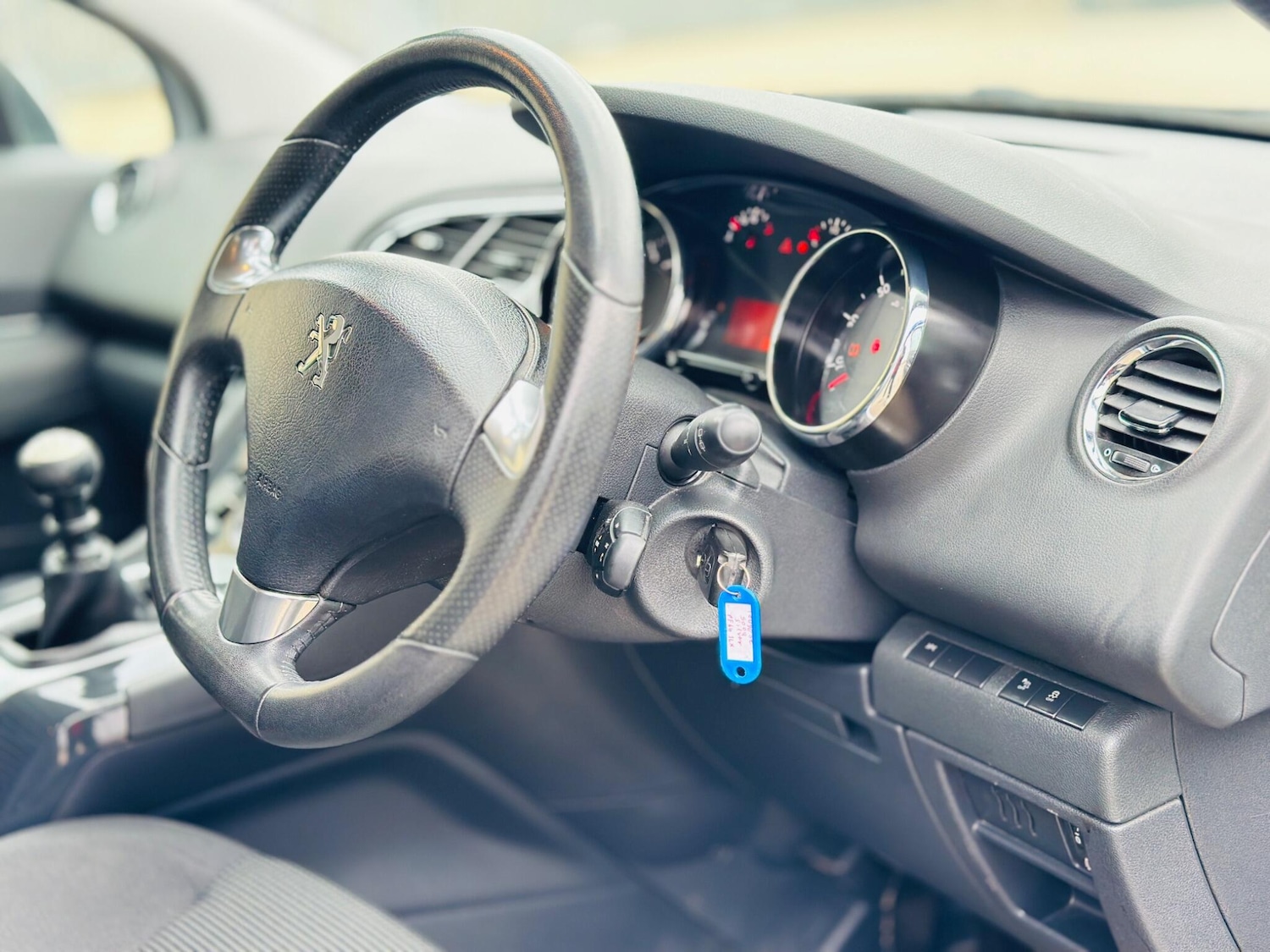 Used Peugeot 5008 2014 for sale - 77684137: Photo 52