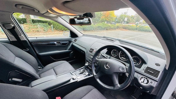 Used Mercedes-Benz C Class 2010 for sale - 76259850: Photo 22