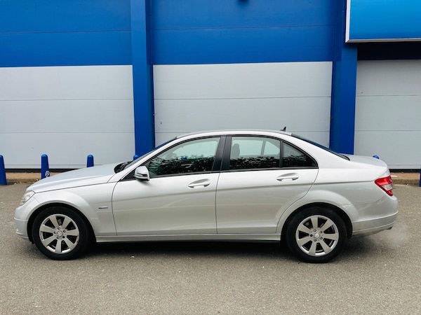 Used Mercedes-Benz C Class 2010 for sale - 76259850: Photo 42