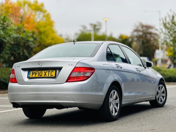 Used Mercedes-Benz C Class 2010 for sale - 76259850: Photo 4