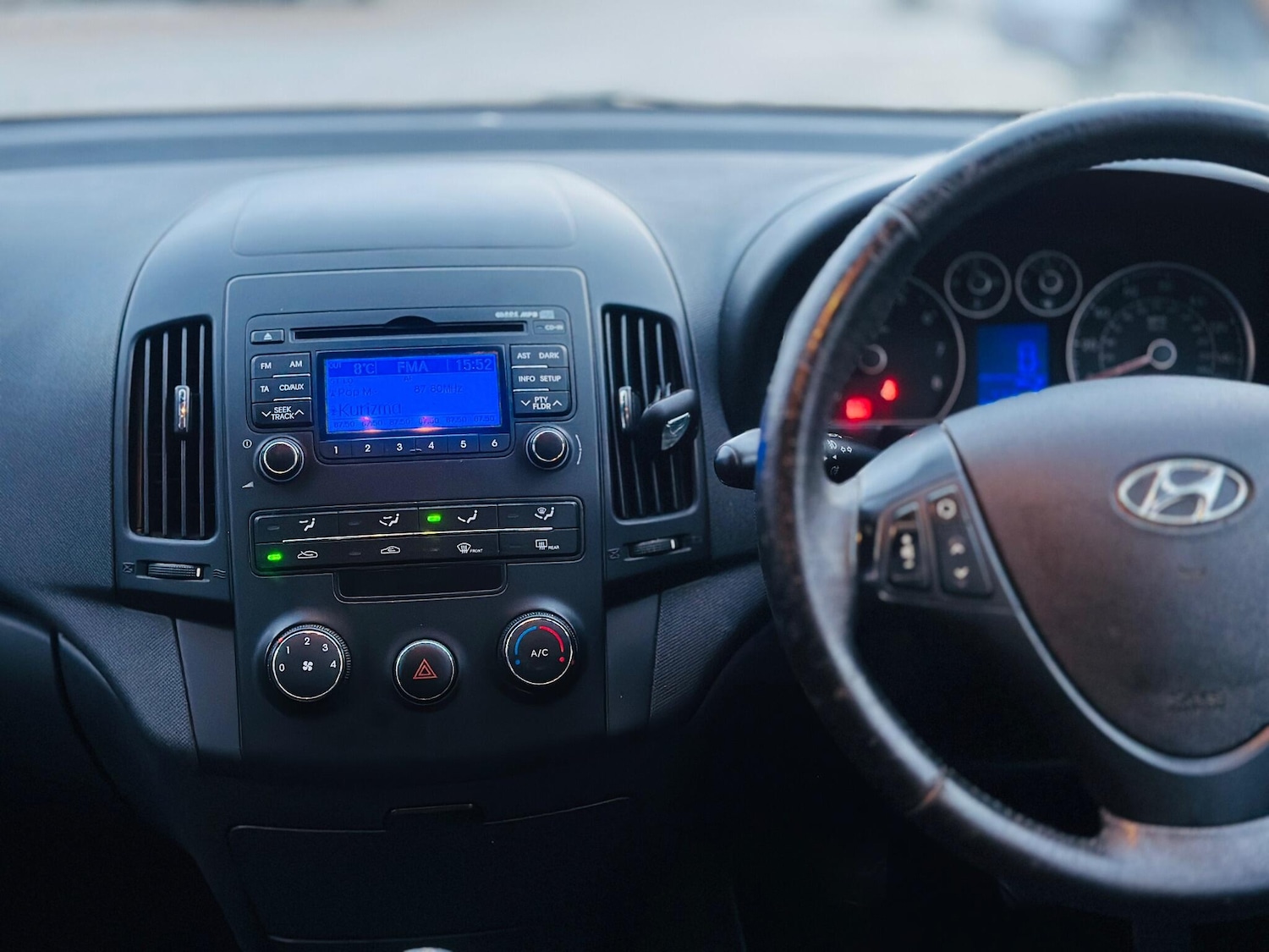 Used Hyundai i30 2011 for sale - 76942688: Photo 13