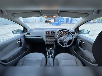 Used Volkswagen Polo 2010 for sale - 78760066: Photo