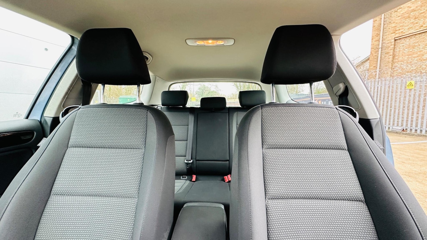 Used Volkswagen Golf for sale - 77174510: Photo 32