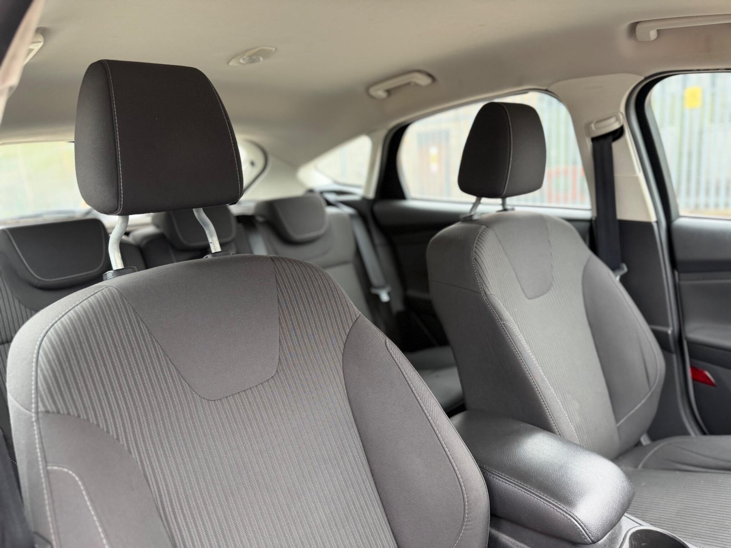 Used Ford Focus for sale - 77824304: Photo 24