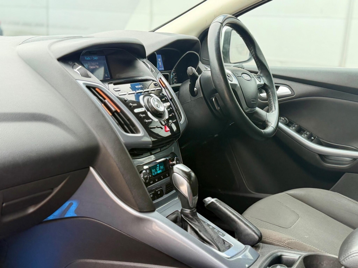 Used Ford Focus for sale - 77824304: Photo 25