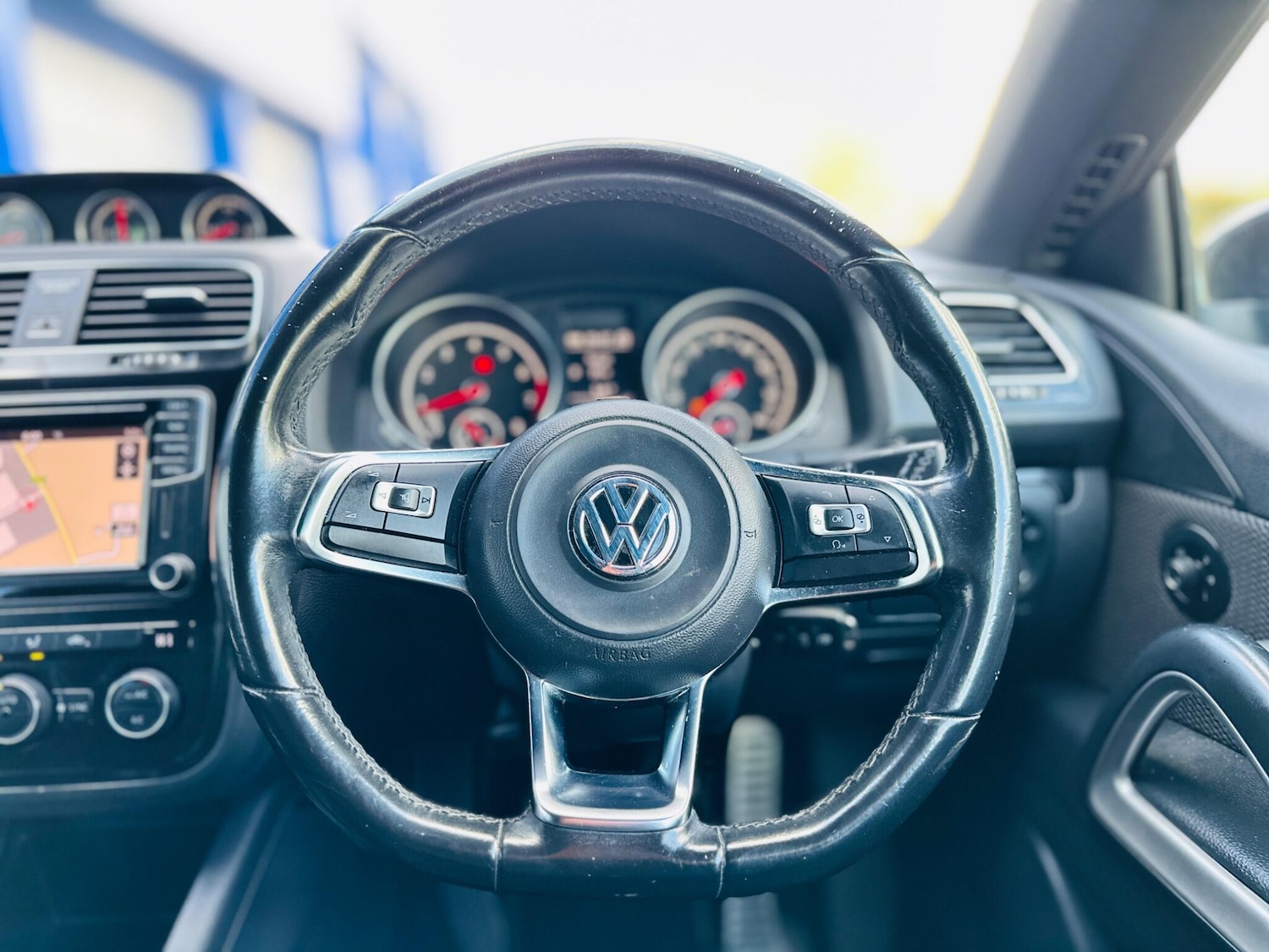 Used Volkswagen Scirocco 2016 for sale - 77510254: Photo 13