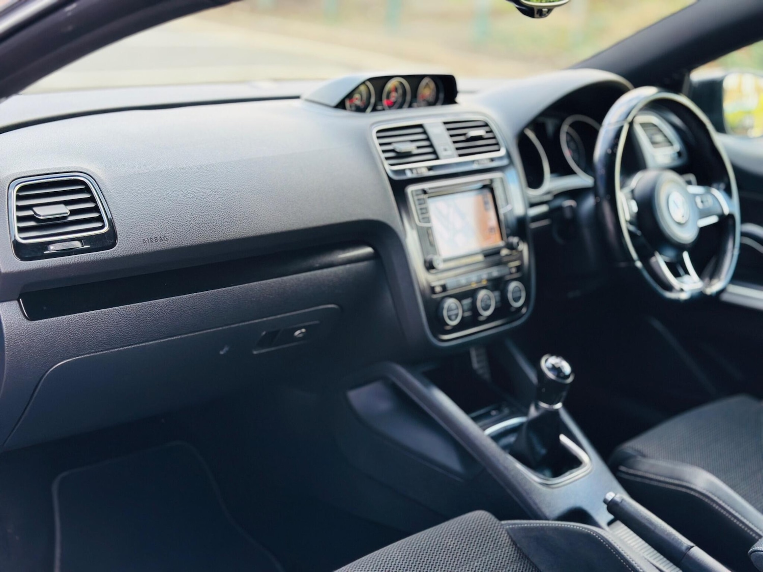 Used Volkswagen Scirocco 2016 for sale - 77510254: Photo 26