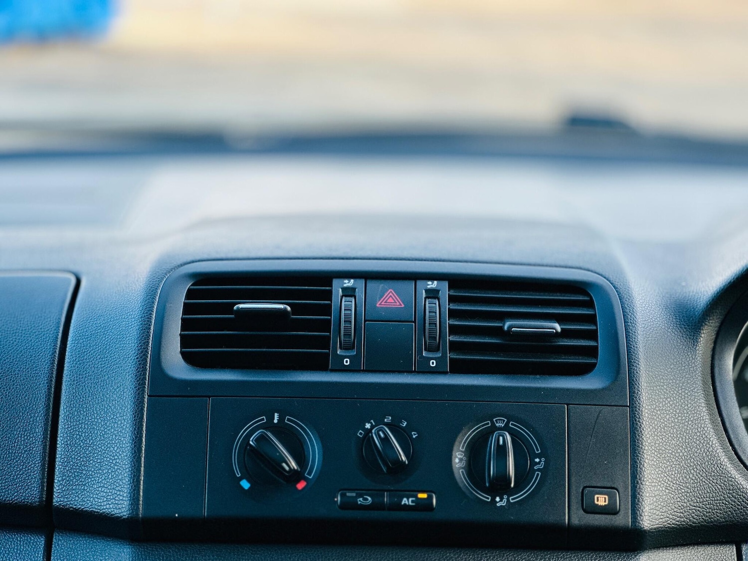 Used Skoda Roomster 2012 for sale - 76742397: Photo 17