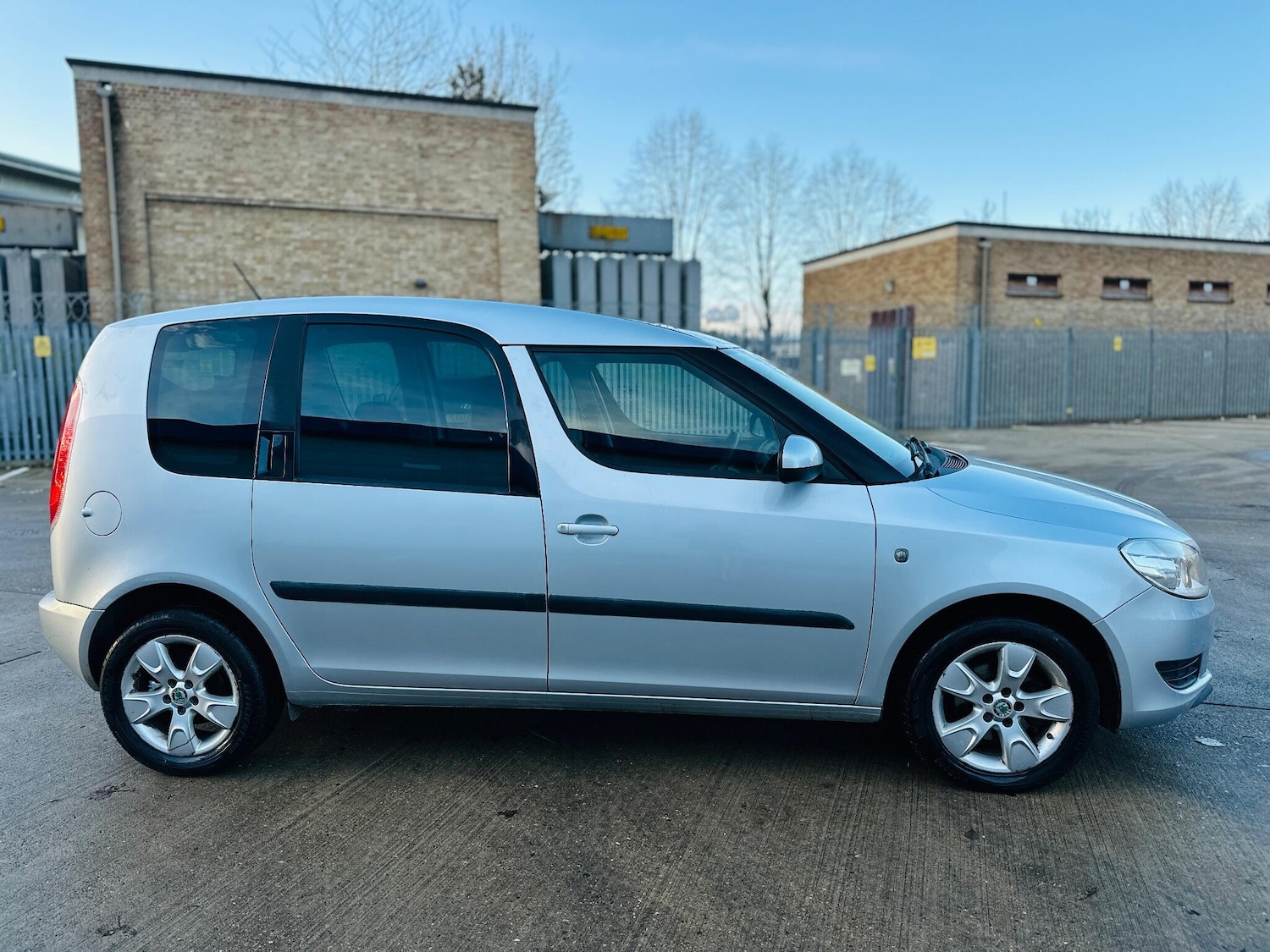 Used Skoda Roomster 2012 for sale - 76742397: Photo 41