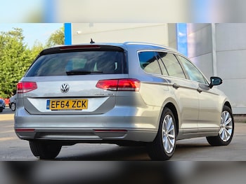 Used Volkswagen Passat 2015 for sale - 79092794: Photo