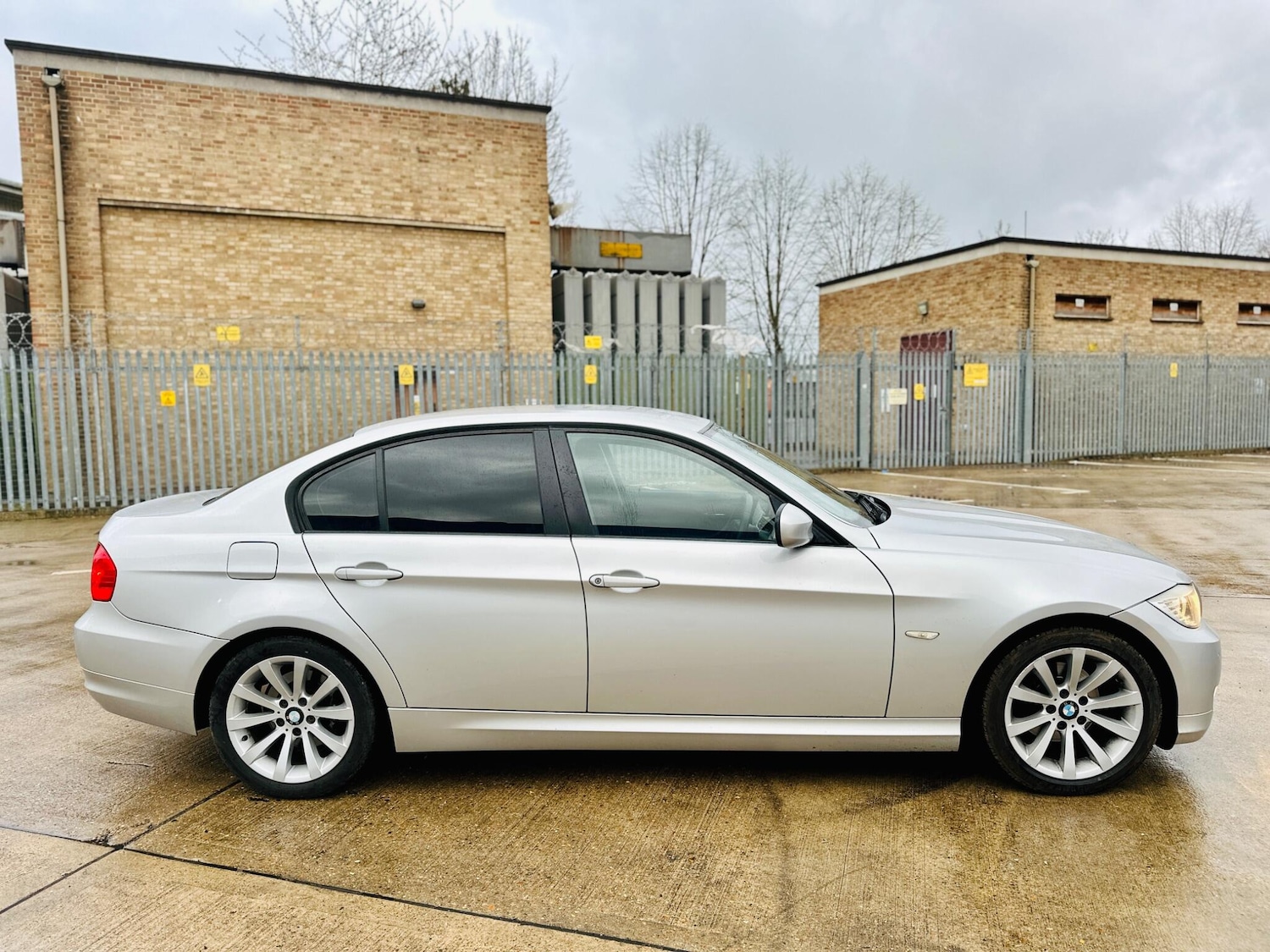 Used BMW 3 Series 2009 for sale - 78058227: Photo 38