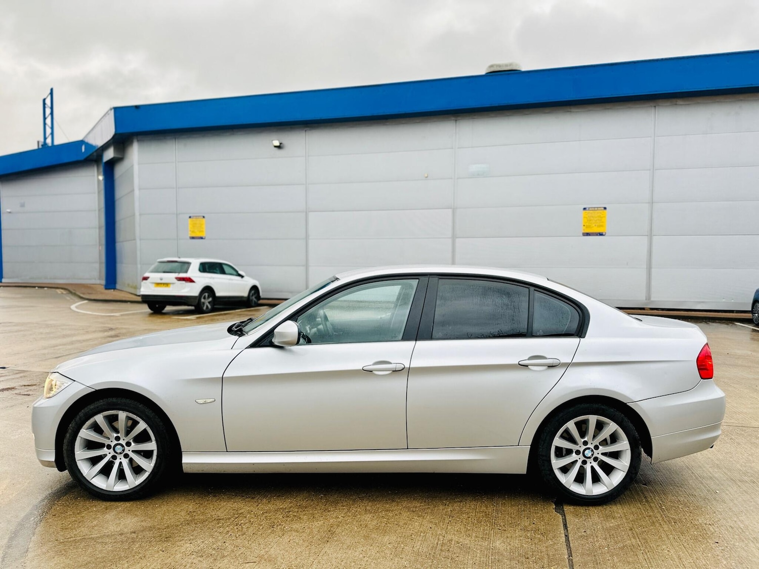 Used BMW 3 Series 2009 for sale - 78058227: Photo 39