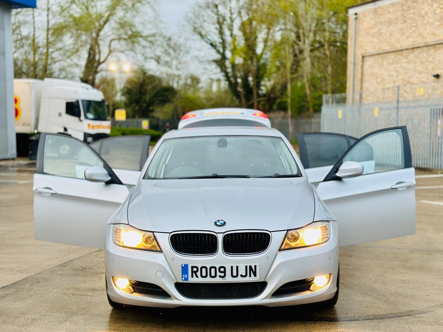 Used BMW 3 Series 2009 for sale - 78058227: Photo 40