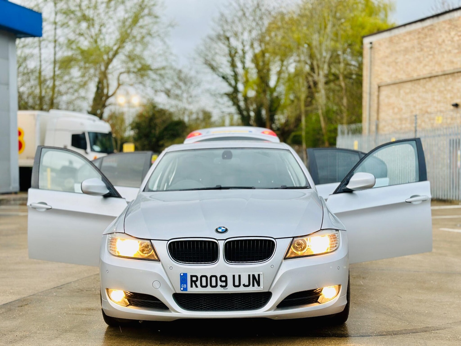 Used BMW 3 Series 2009 for sale - 78058227: Photo 9