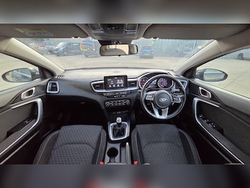 Used Kia Ceed 2018 for sale - 79158133: Photo
