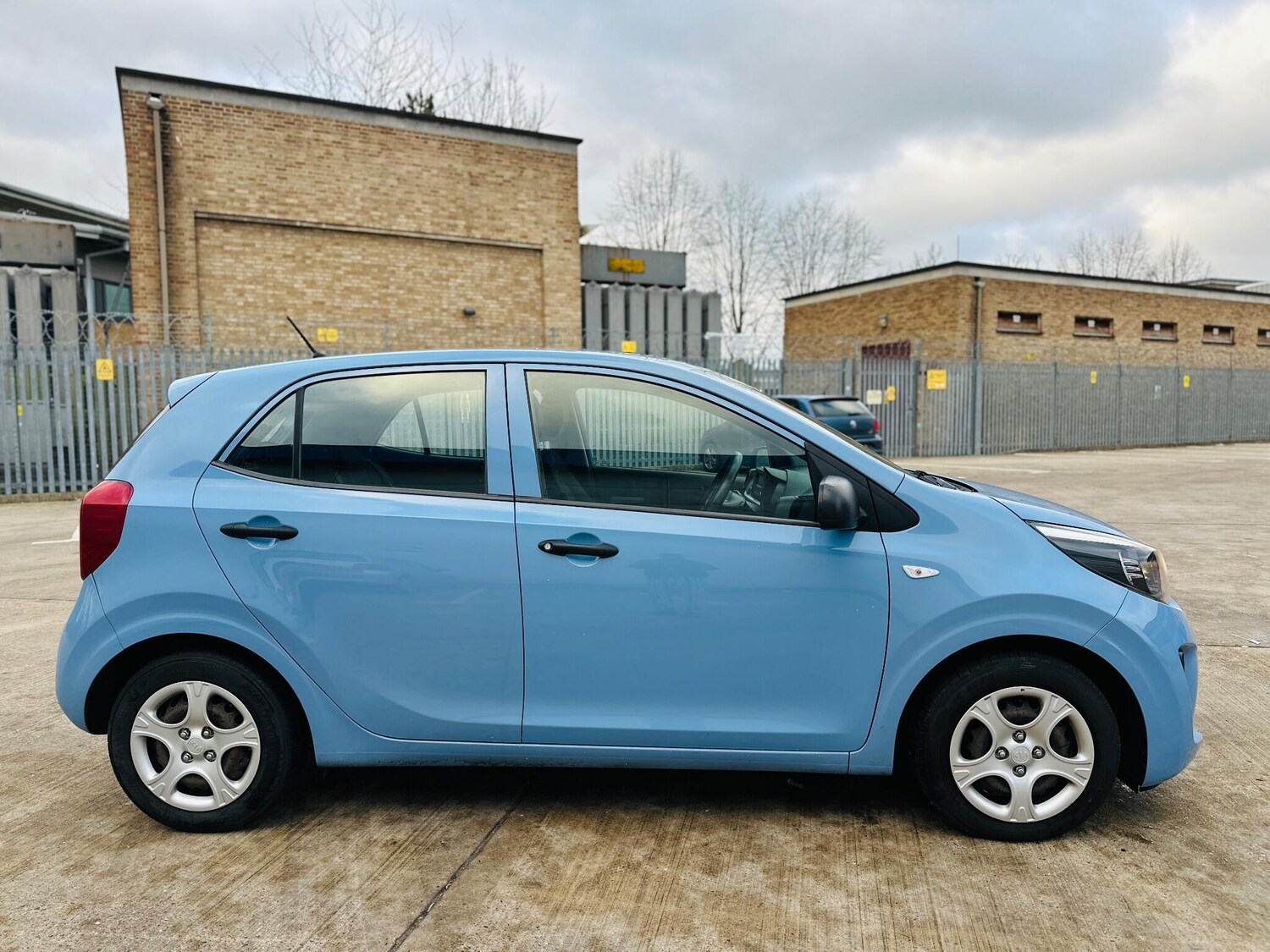 Used Kia Picanto for sale - 77550282: Photo 8