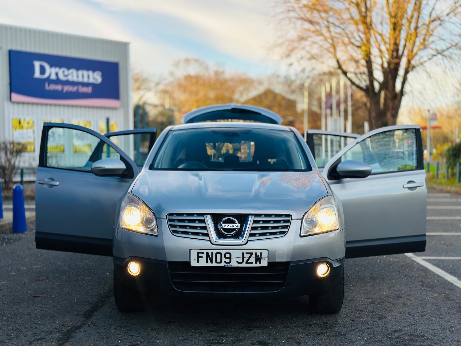 Used Nissan Qashqai 2009 for sale - 76728411: Photo 10