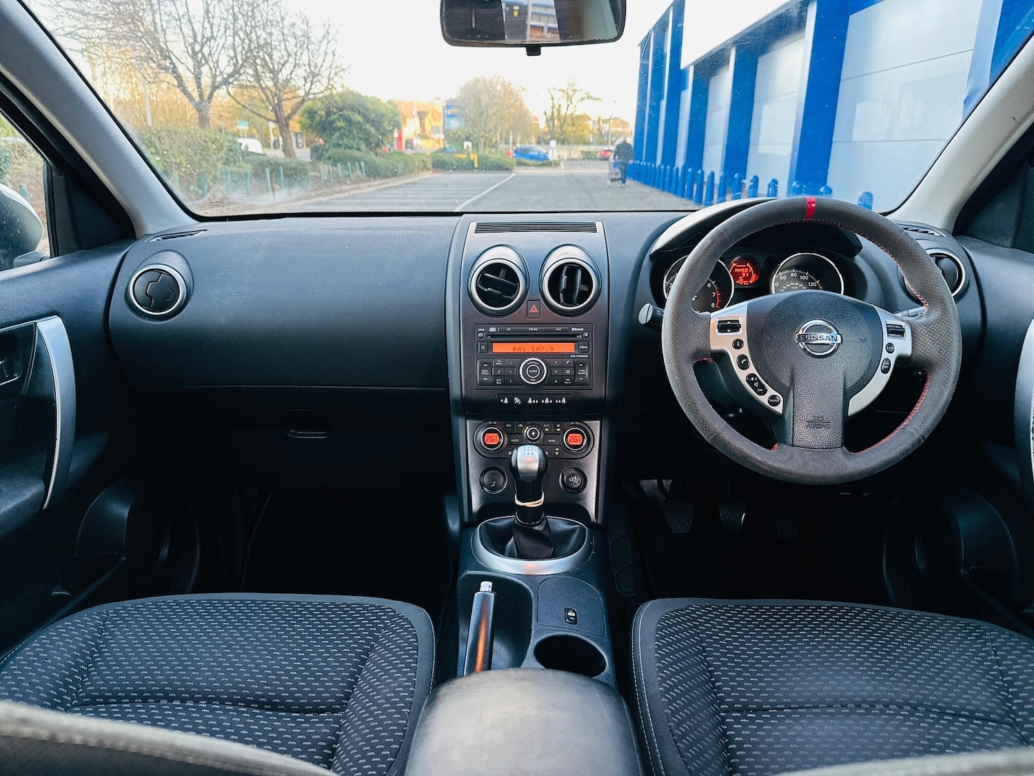 Used Nissan Qashqai 2009 for sale - 76728411: Photo 28