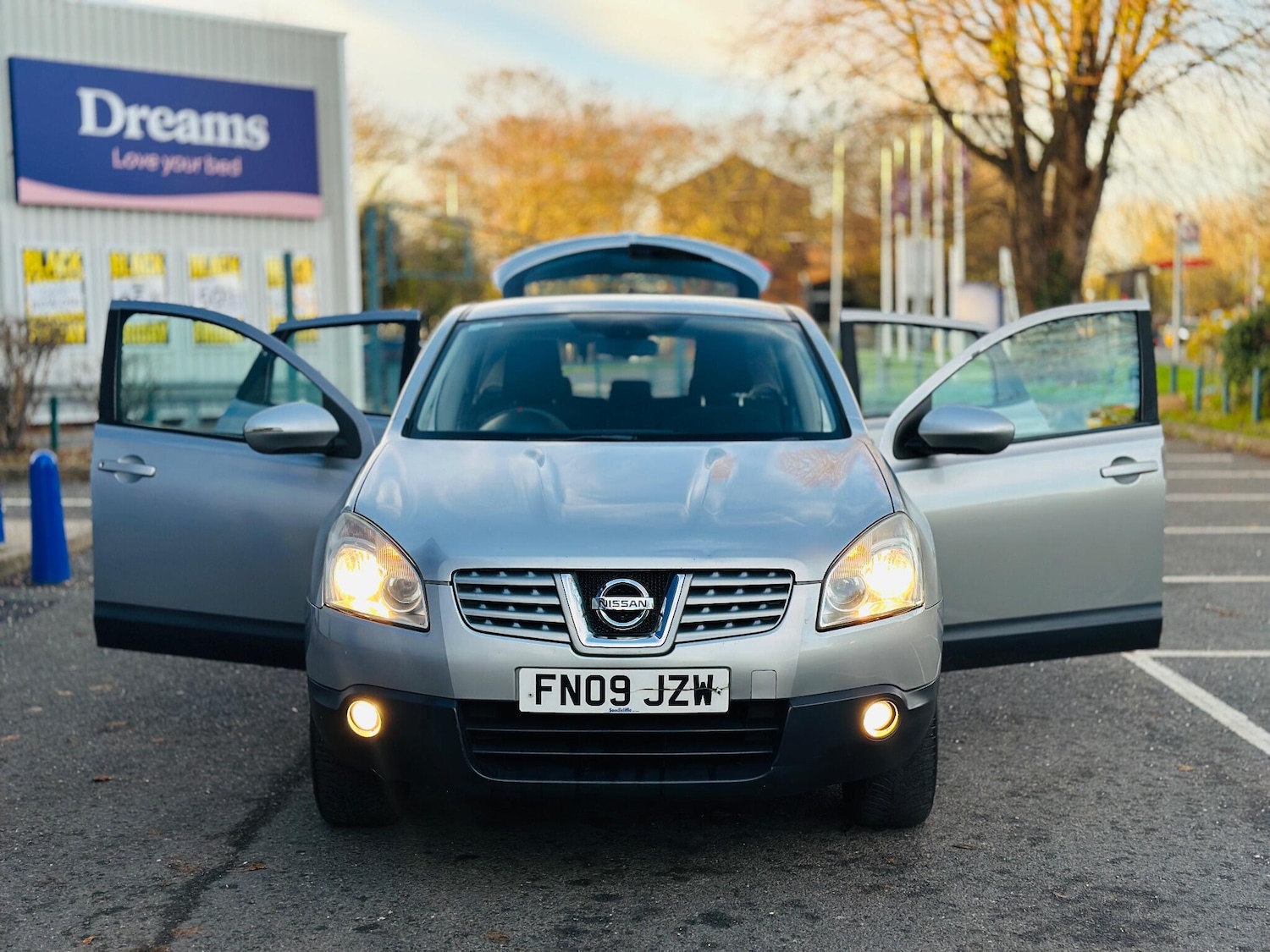 Used Nissan Qashqai 2009 for sale - 76728411: Photo 45