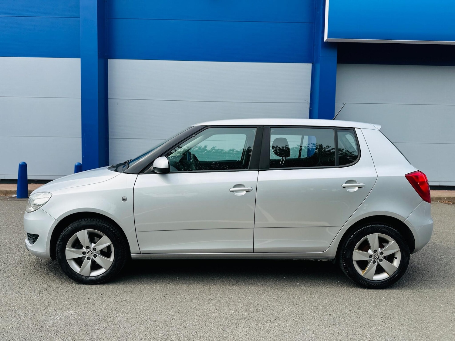 Vehicle 9