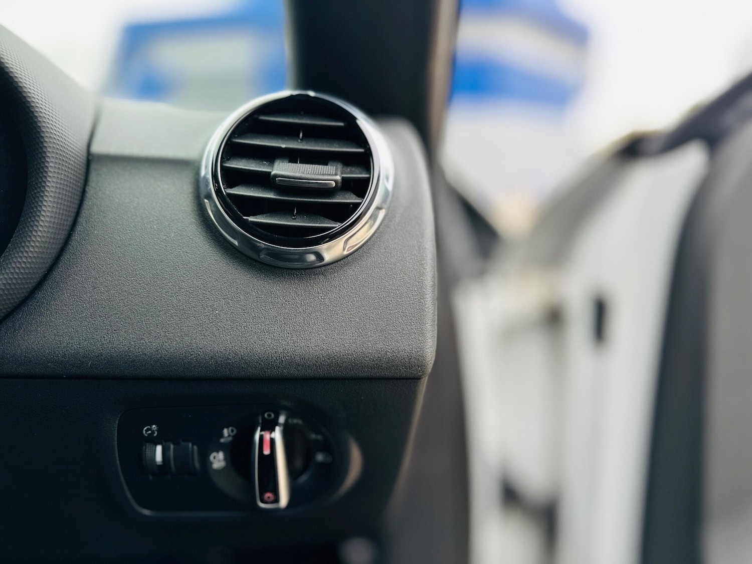 Used Audi TT 2012 for sale - 76422733: Photo 16