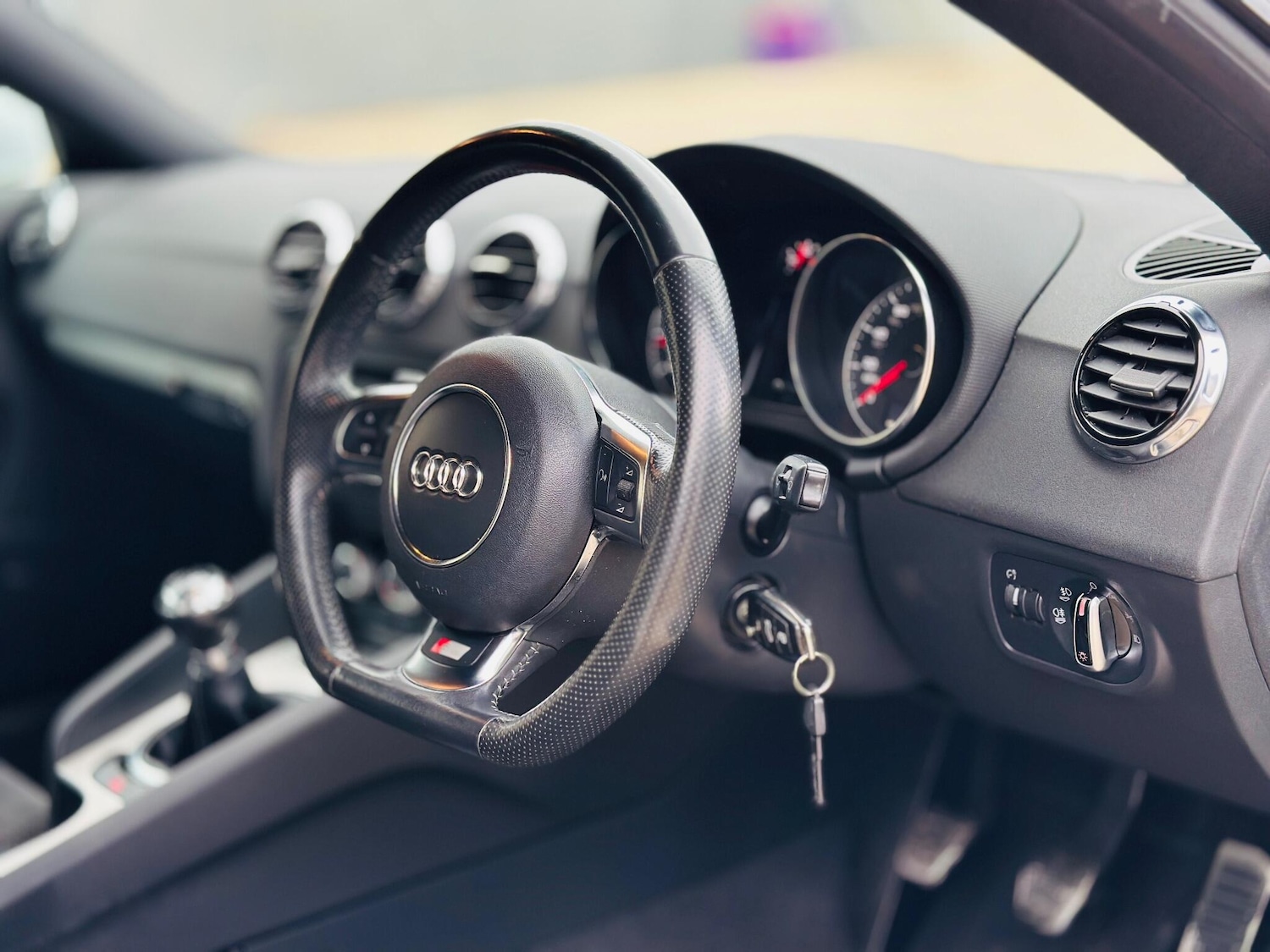 Used Audi TT 2012 for sale - 76422733: Photo 47