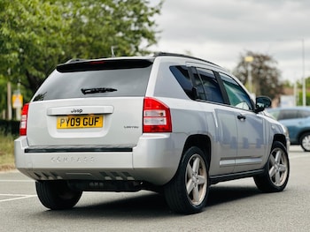 Used Jeep Compass 2009 for sale - 75387557: Photo