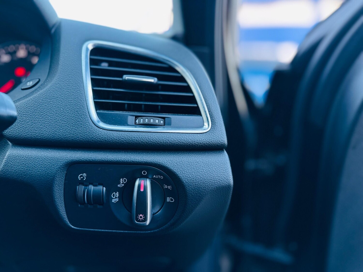 Used Audi Q3 2012 for sale - 78156714: Photo 14